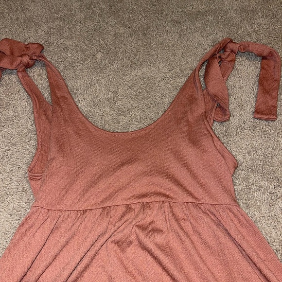 Shoulder tie dress - Picture 4 of 6